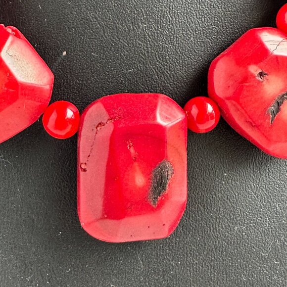 Bamboo Coral Necklace Red Beads - Picture 5 of 13